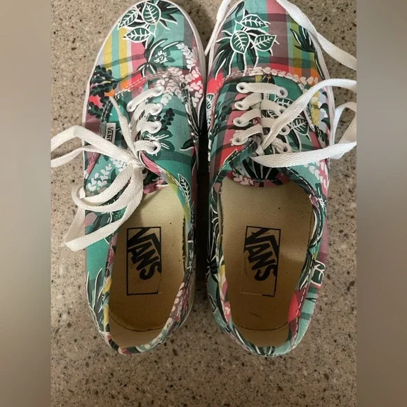 Vans Aloha Floral Plaid Hawaiian Sneakers Women’s Size 7.5 Men’s Size 6 - Picture 2 of 8